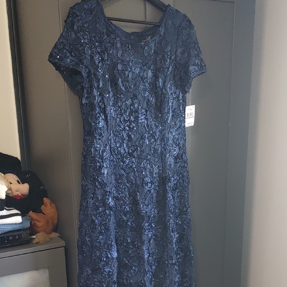 Alex Evenings Midnight Blue Lace Midi Dress